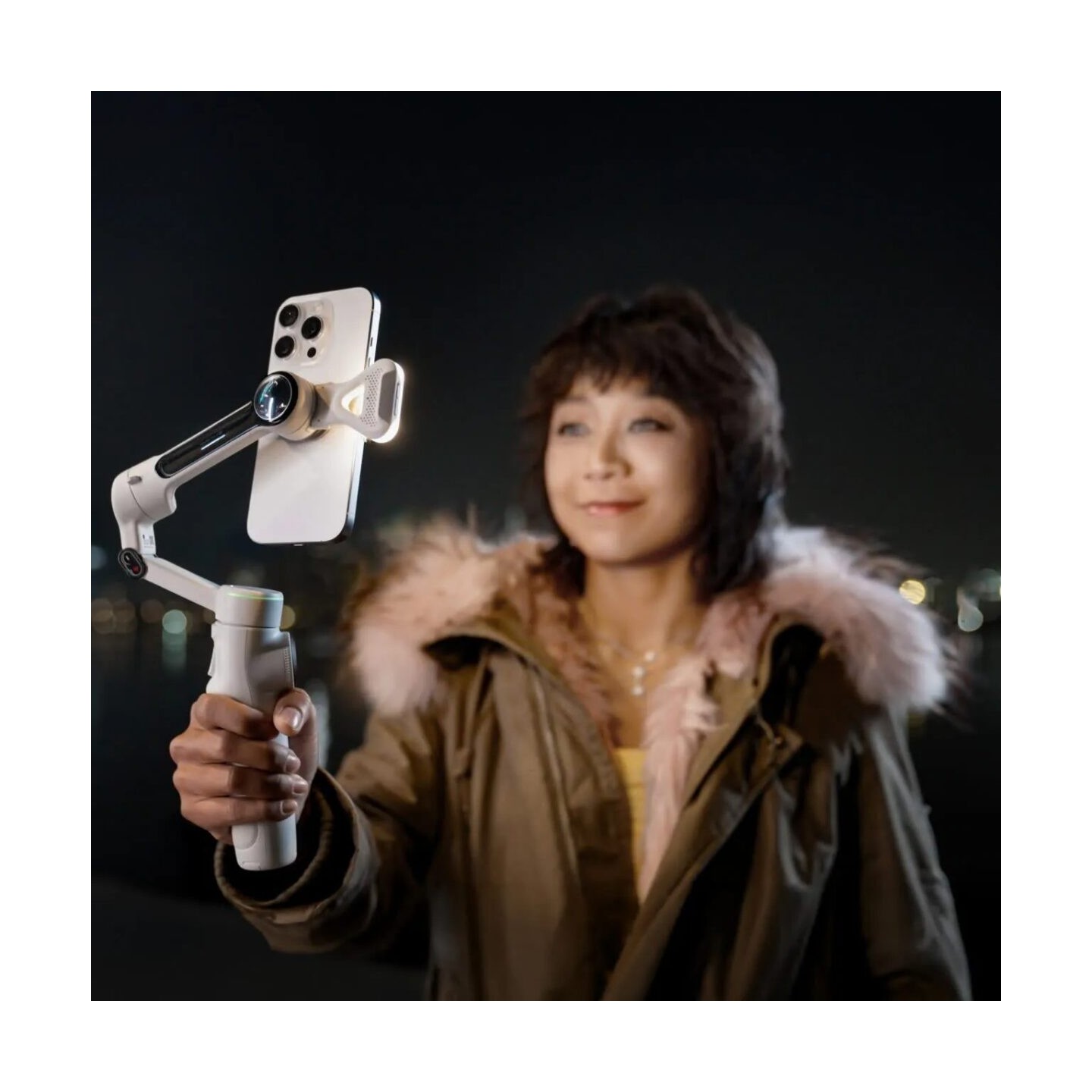 Insta360 Flow 2 Pro Spotlight - Pro level LEDs, Easy Installation — Buy in Cyprus with Fast Delivery