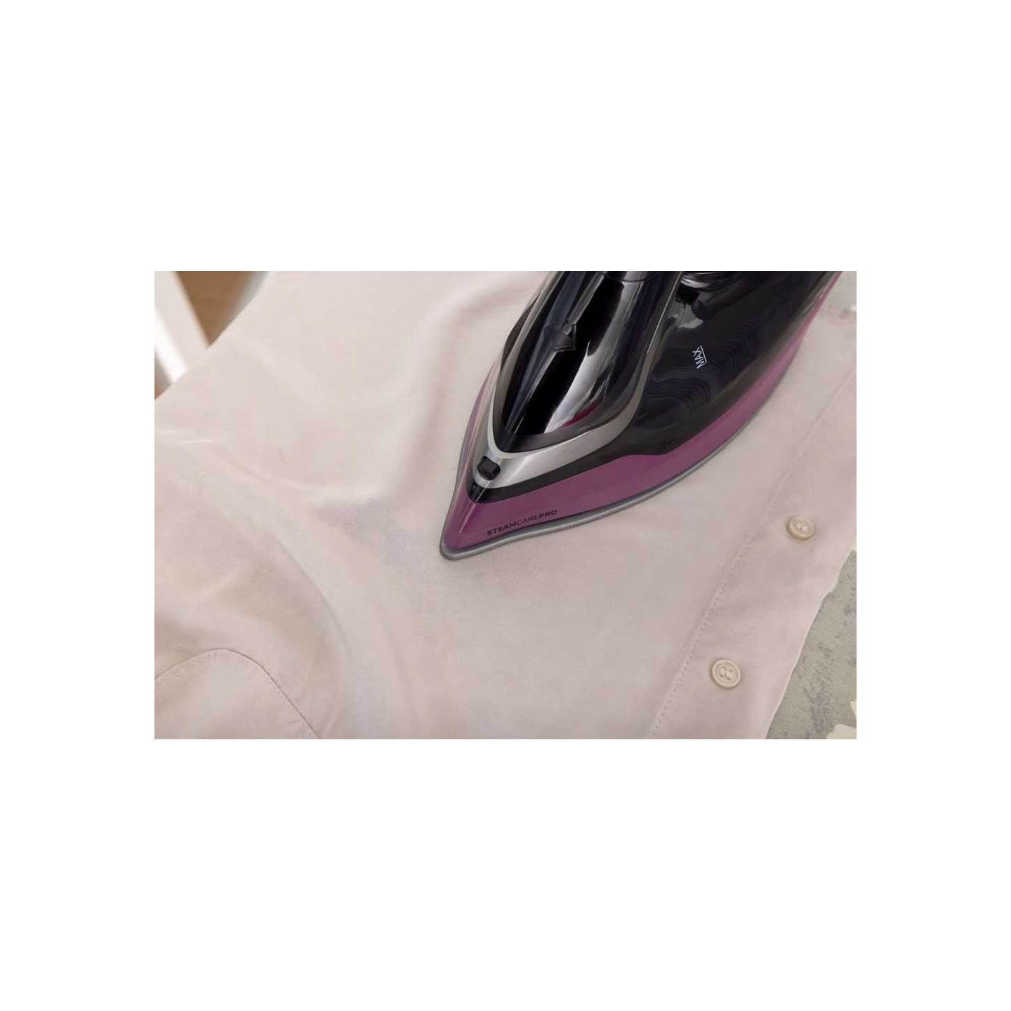 Gorenje Iron Steam Ceramic - SIK2800BKV - 2800W 40g min 450ml — Buy in Cyprus with Fast Delivery