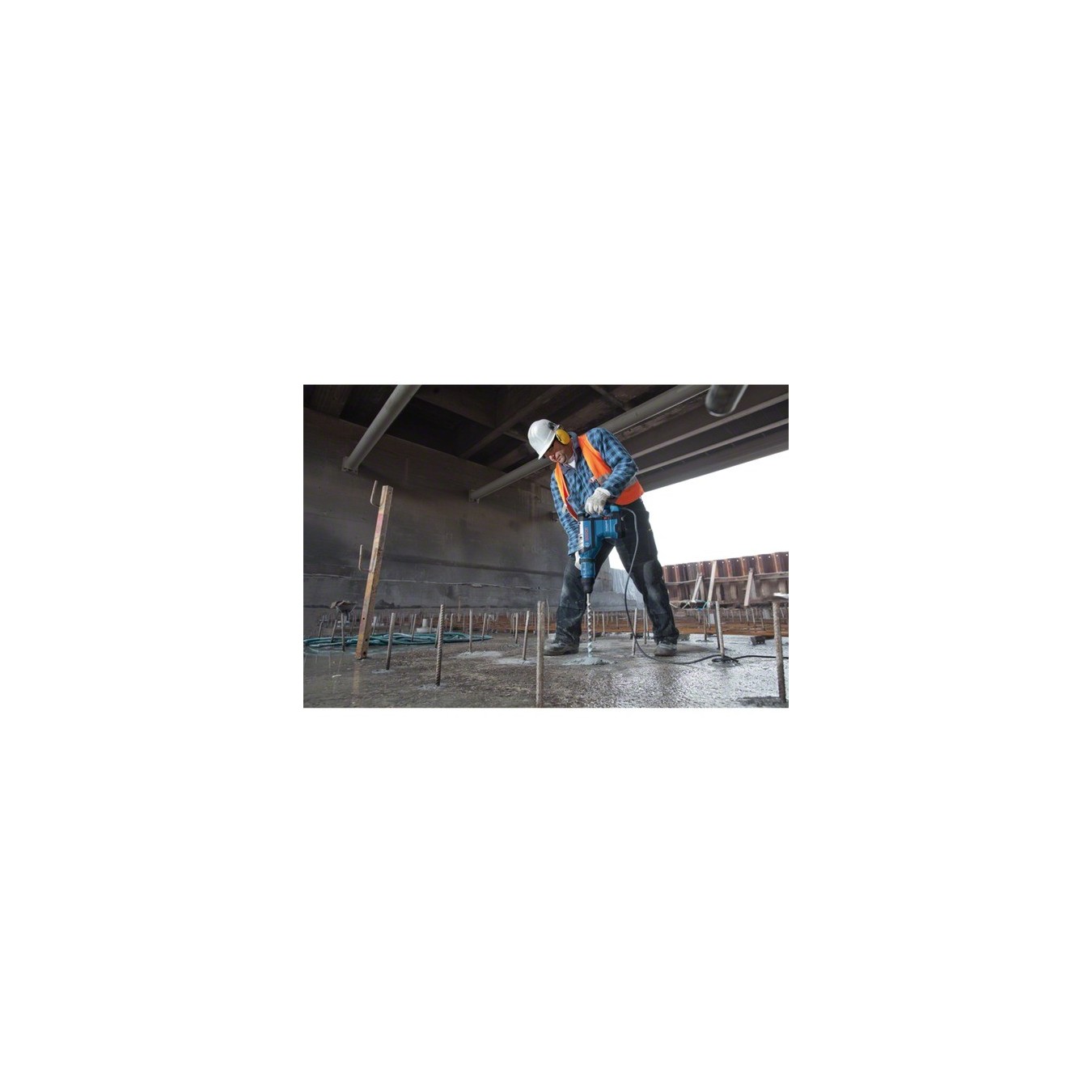 Hammer drill - GBH 8-45 DV - Professional — Buy in Cyprus with Fast Delivery