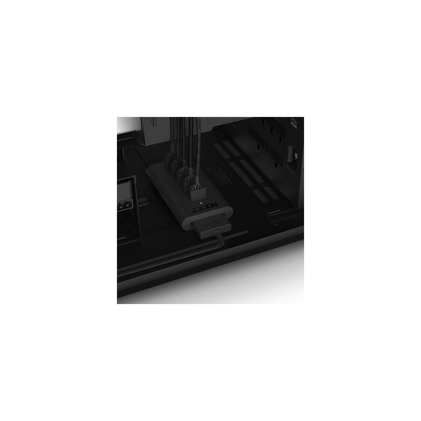 Internal USB Hub (Gen 3) - USB-Hub — Buy in Cyprus with Fast Delivery