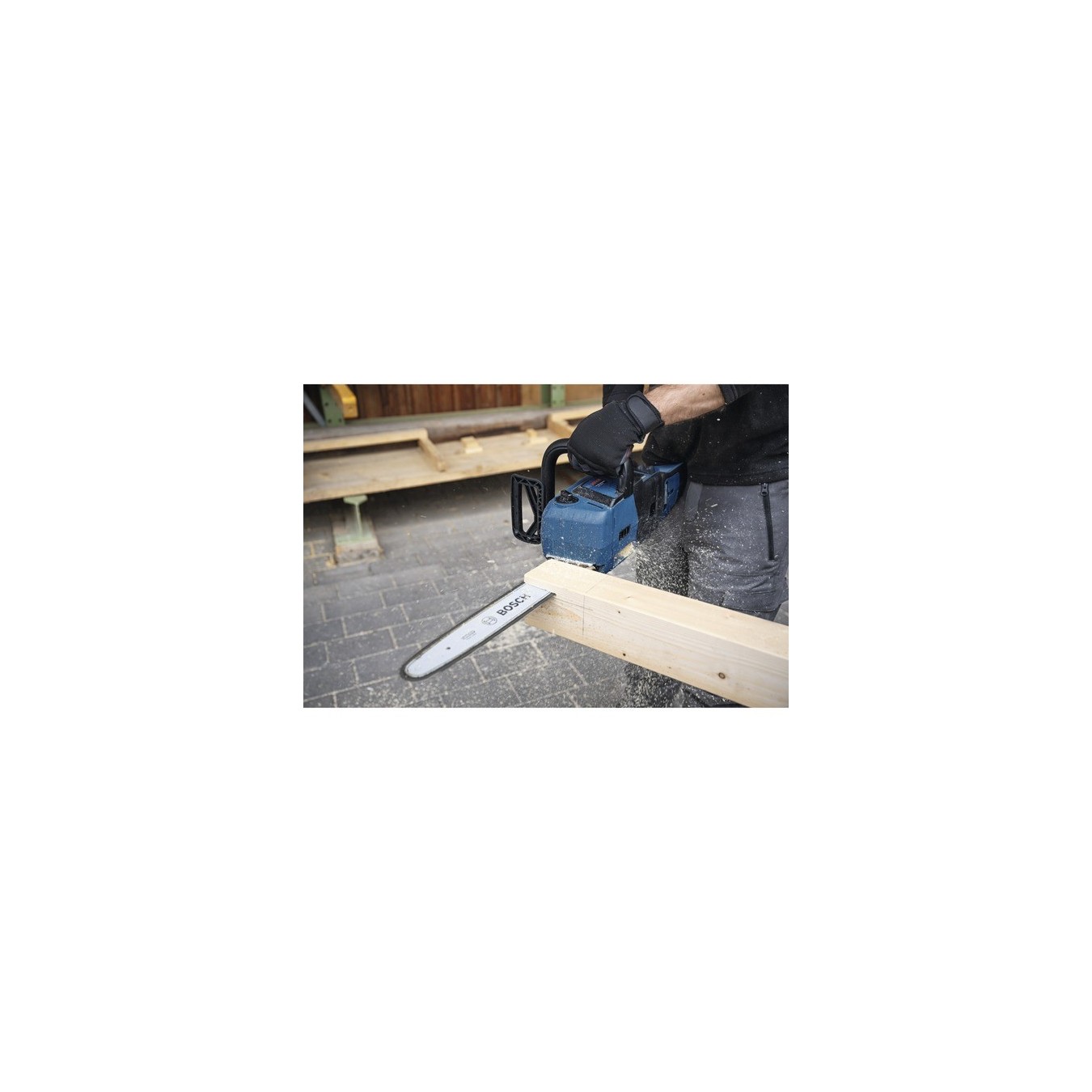 Cordless chainsaw - GKE 18V-40 - Professional solo, 18 volts — Buy in Cyprus with Fast Delivery