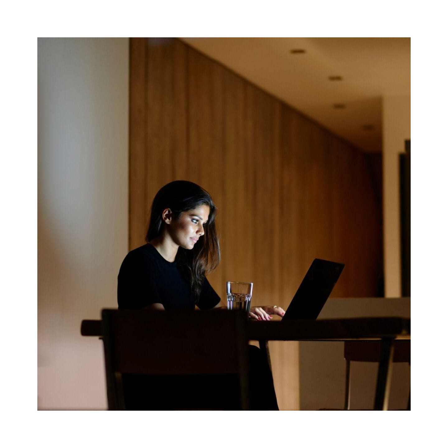 Logitech M330 Silent Plus 910-004909 Black Wireless Silent Mouse (Boxed) — Buy in Cyprus with Fast Delivery