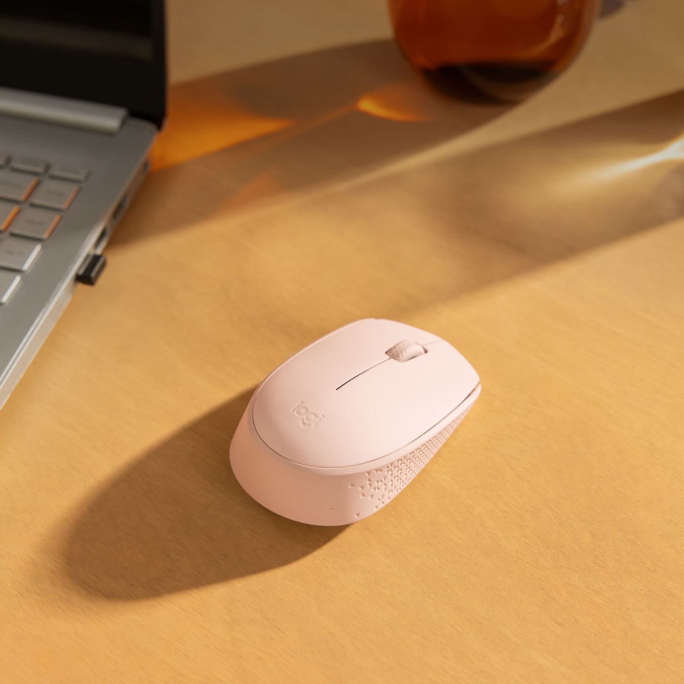 Logitech M171 Wireless Mouse - 910-006865 - Pink, 2.4 GHz RF Nano Receiver, Optical, Ambidextrous