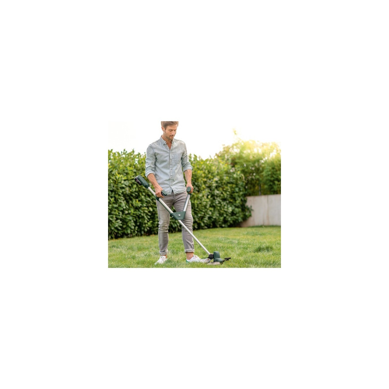 Cordless Lawn Trimmer - 18V-260 - UniversalGrassCut — Buy in Cyprus with Fast Delivery