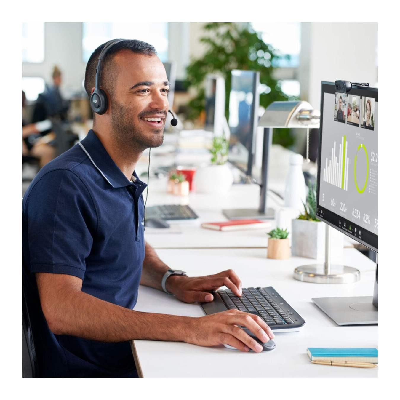 Logitech H111 Wired On-Ear Headset – Grey 3.5mm Boom Mic | Armenius Store