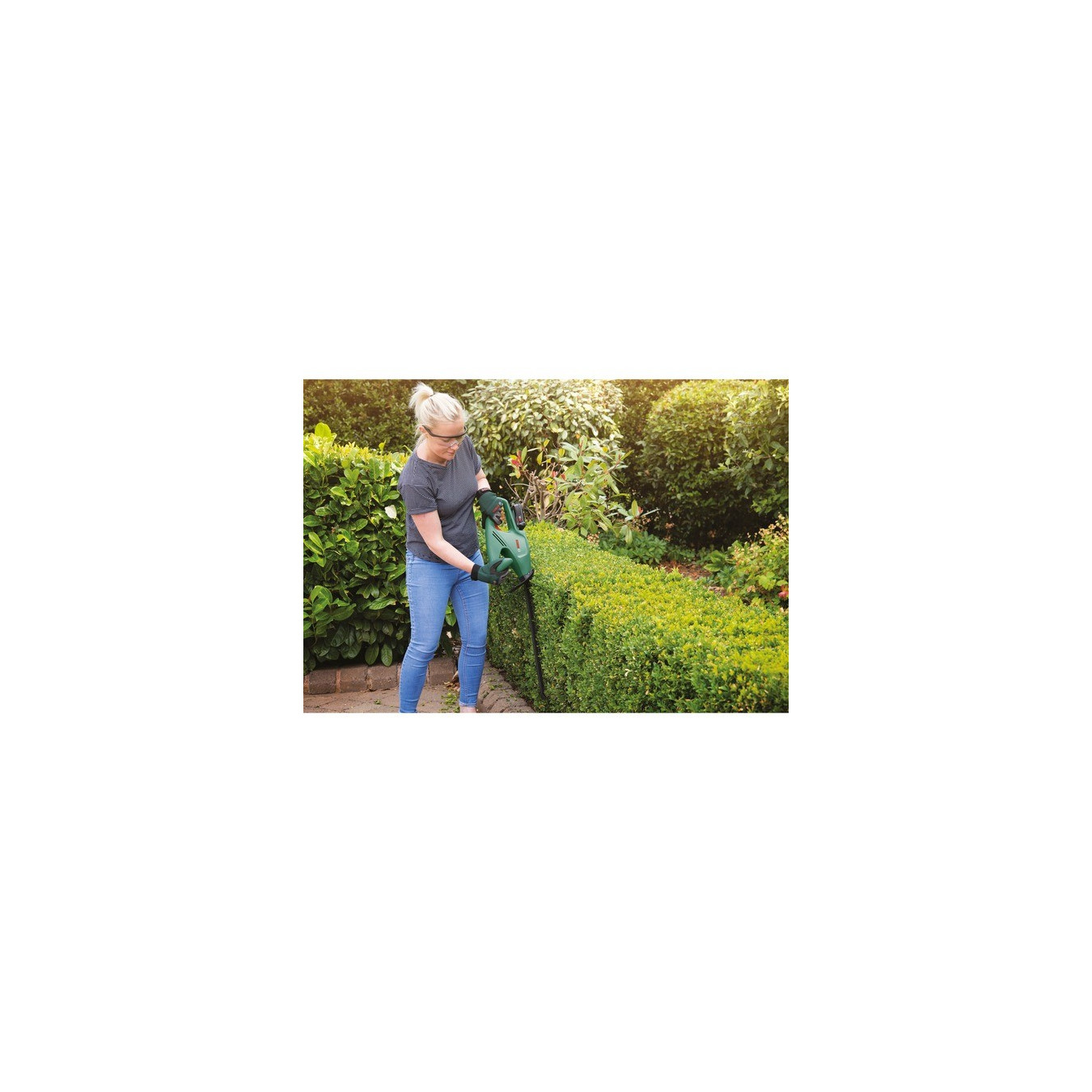 Cordless hedge trimmer Easy HedgeCut - 18-45 - solo — Buy in Cyprus with Fast Delivery