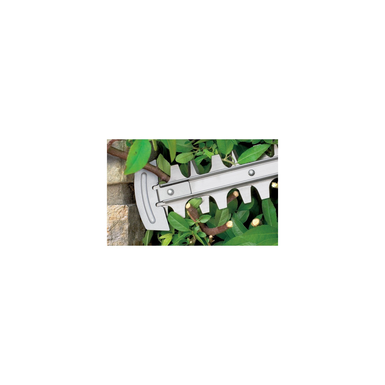 Hedge trimmer Universal HedgeCut 50 — Buy in Cyprus with Fast Delivery