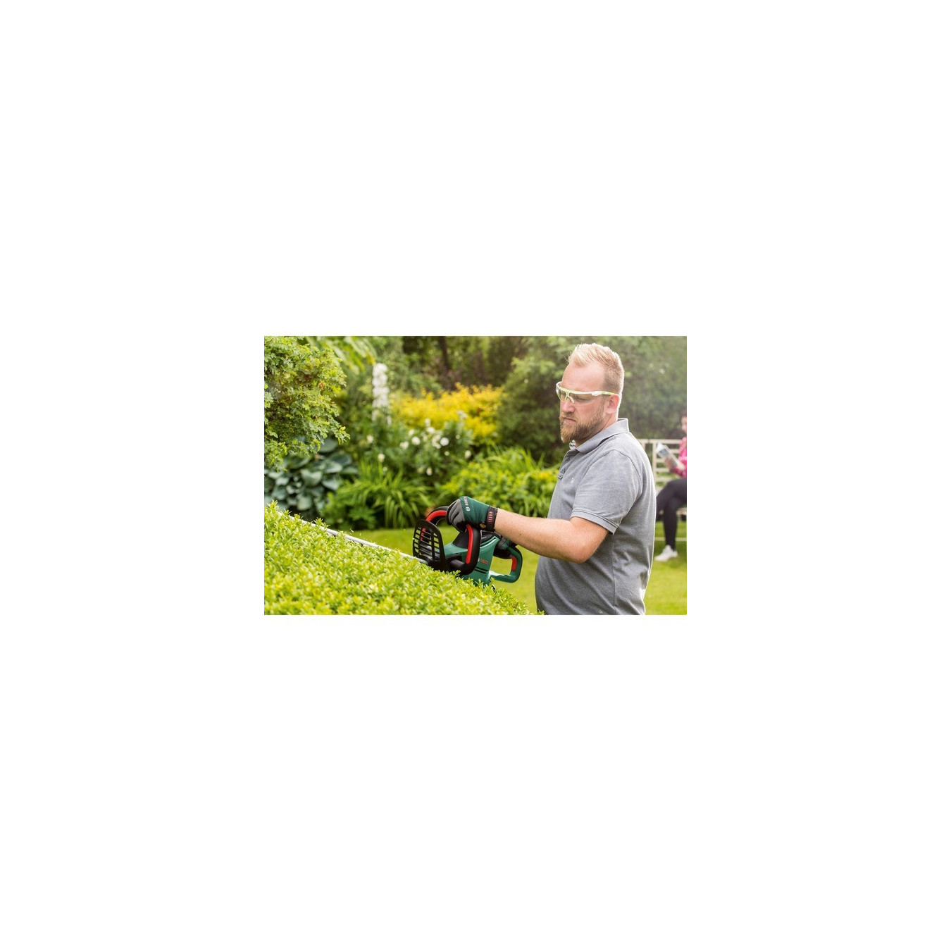 Hedge trimmer Universal HedgeCut 50 — Buy in Cyprus with Fast Delivery