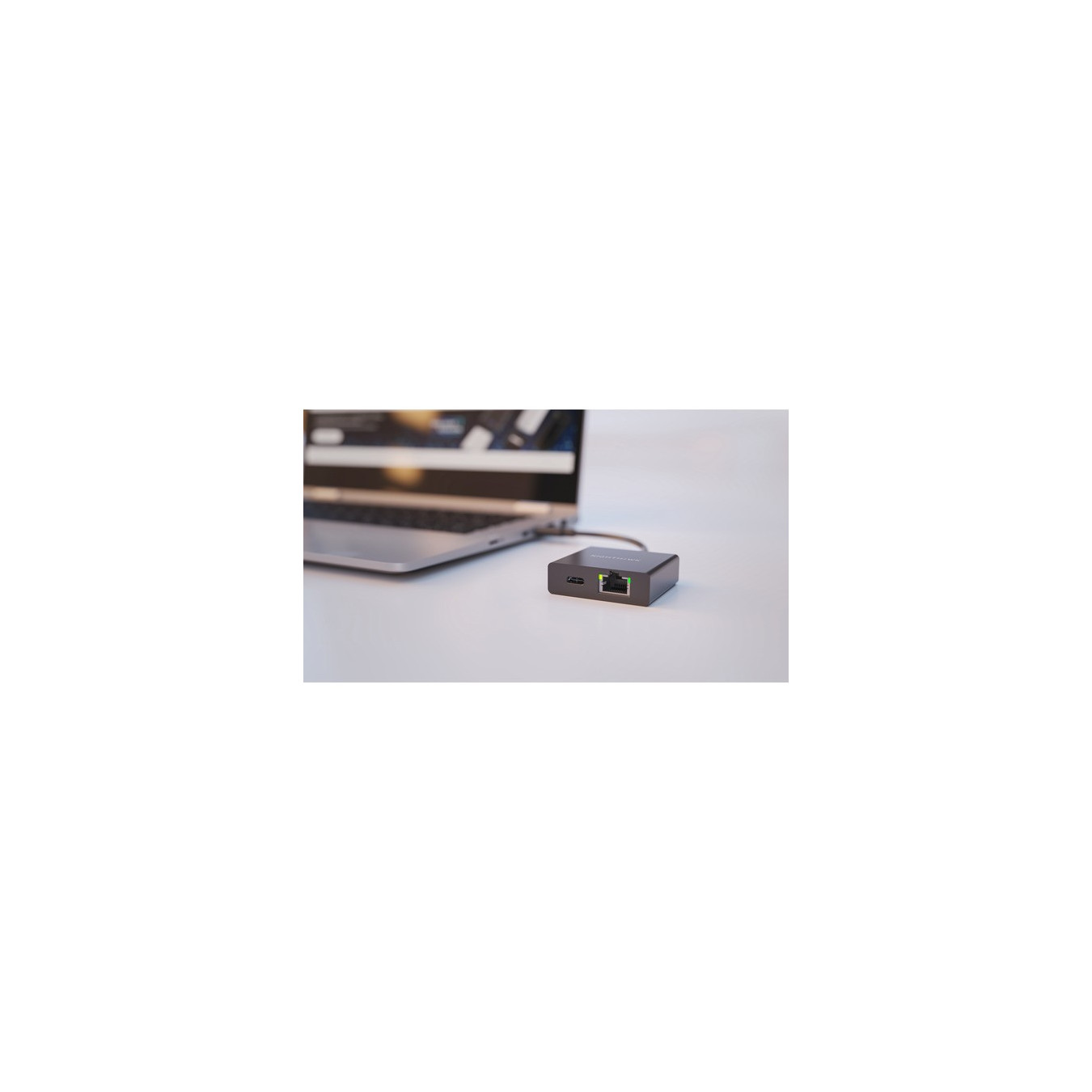 USB2ETH-10000S Nighthawk USB-C zu Ethernet Adapter, LAN-Adapter — Buy in Cyprus with Fast Delivery