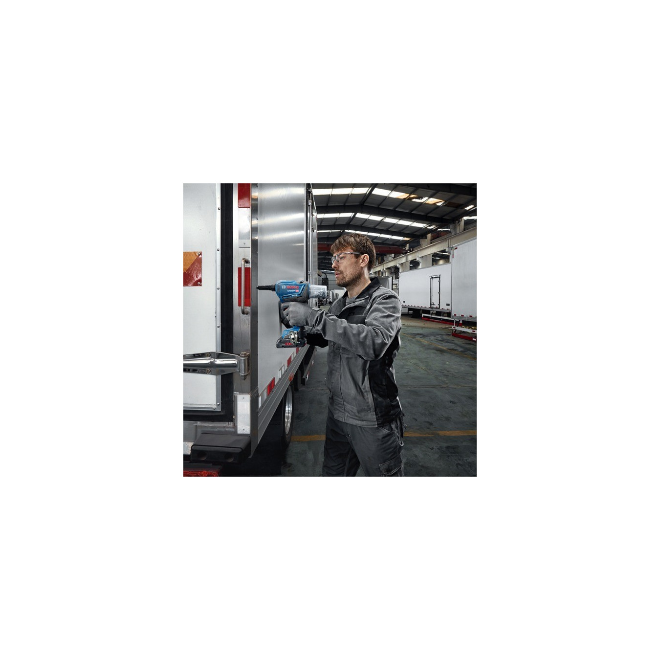 Akku-Nietpistole GRG 18V-16 C Professional solo, 18Volt — Buy in Cyprus with Fast Delivery