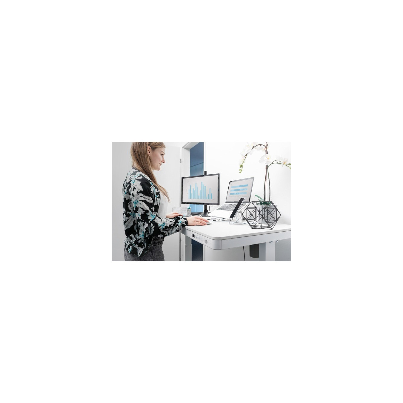 Electrically height-adjustable desk with USB charging station and drawer DA-90406 — Buy in Cyprus with Fast Delivery