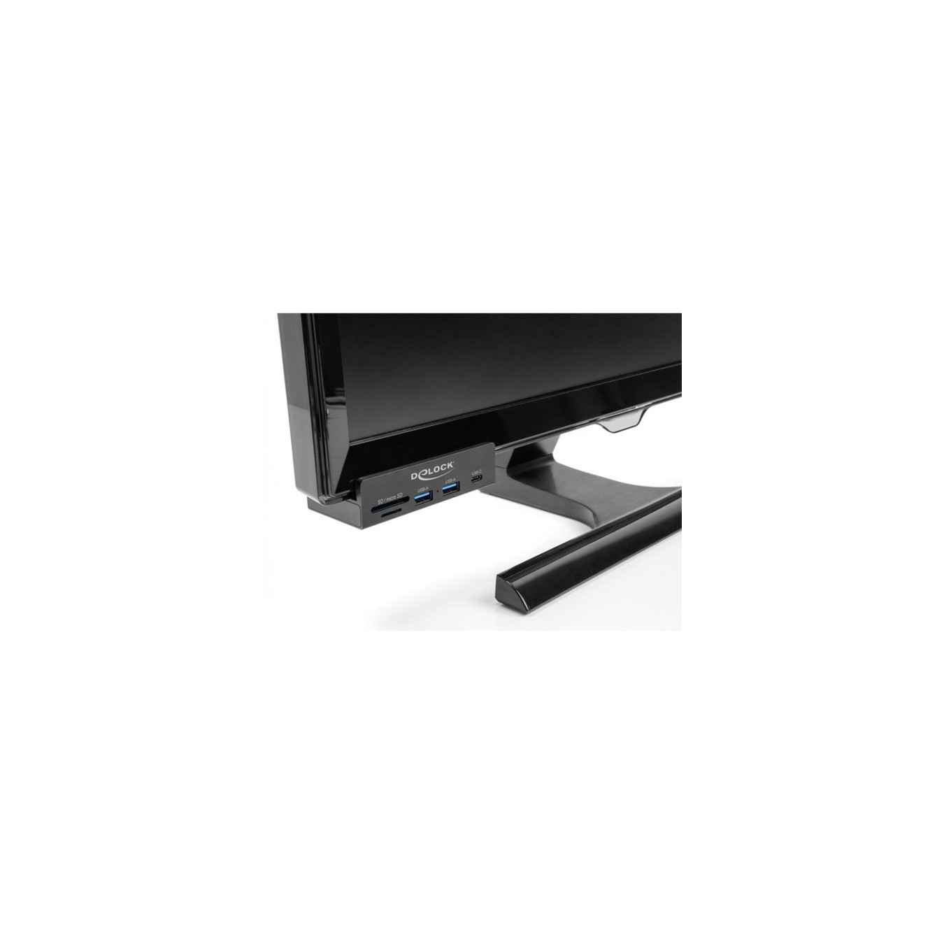 External USB 5 Gbps hub with 2 x USB Type-A, 1 x USB Type-CTM and SD + Micro SD slot with locking screw, USB hub