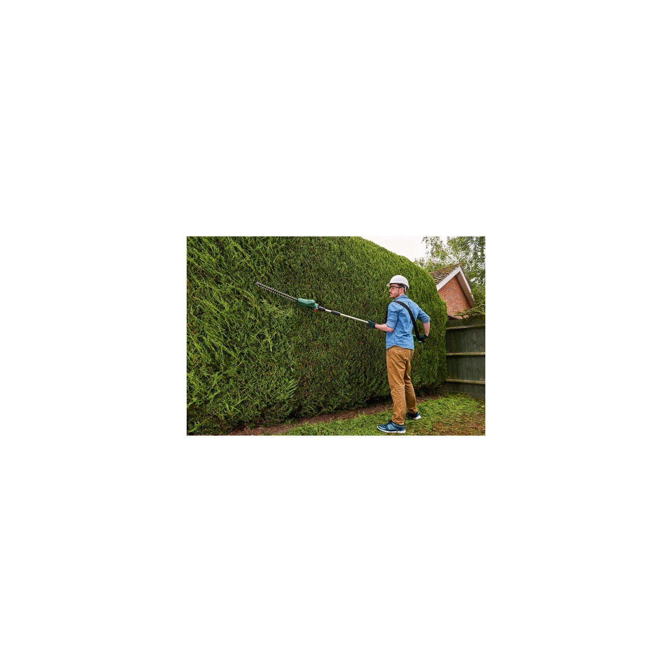 Cordless telescopic hedge trimmer UniversalHedgePole 18 Solo — Buy in Cyprus with Fast Delivery