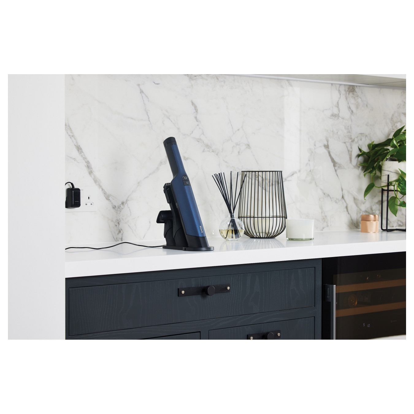 Shark WV270EU Hand-Staubsauger — Buy in Cyprus with Fast Delivery