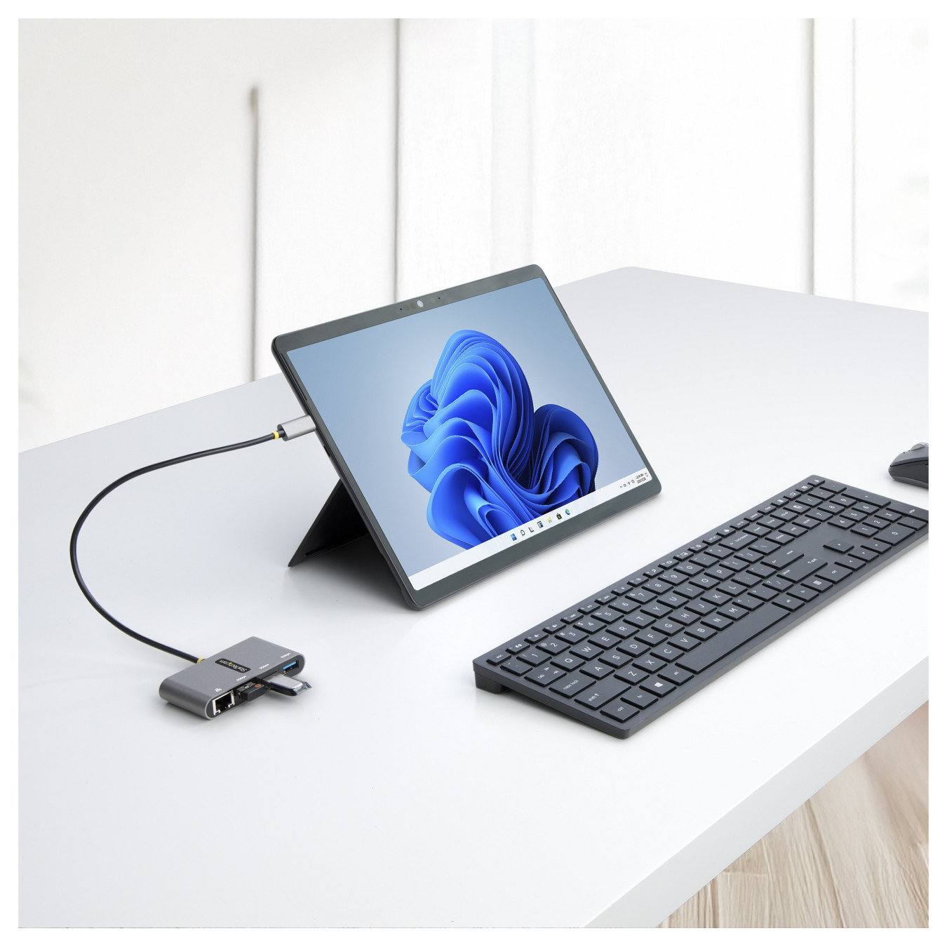 StarTech 3-PORT USB-C HUB WITH GIGABIT — Buy in Cyprus with Fast Delivery