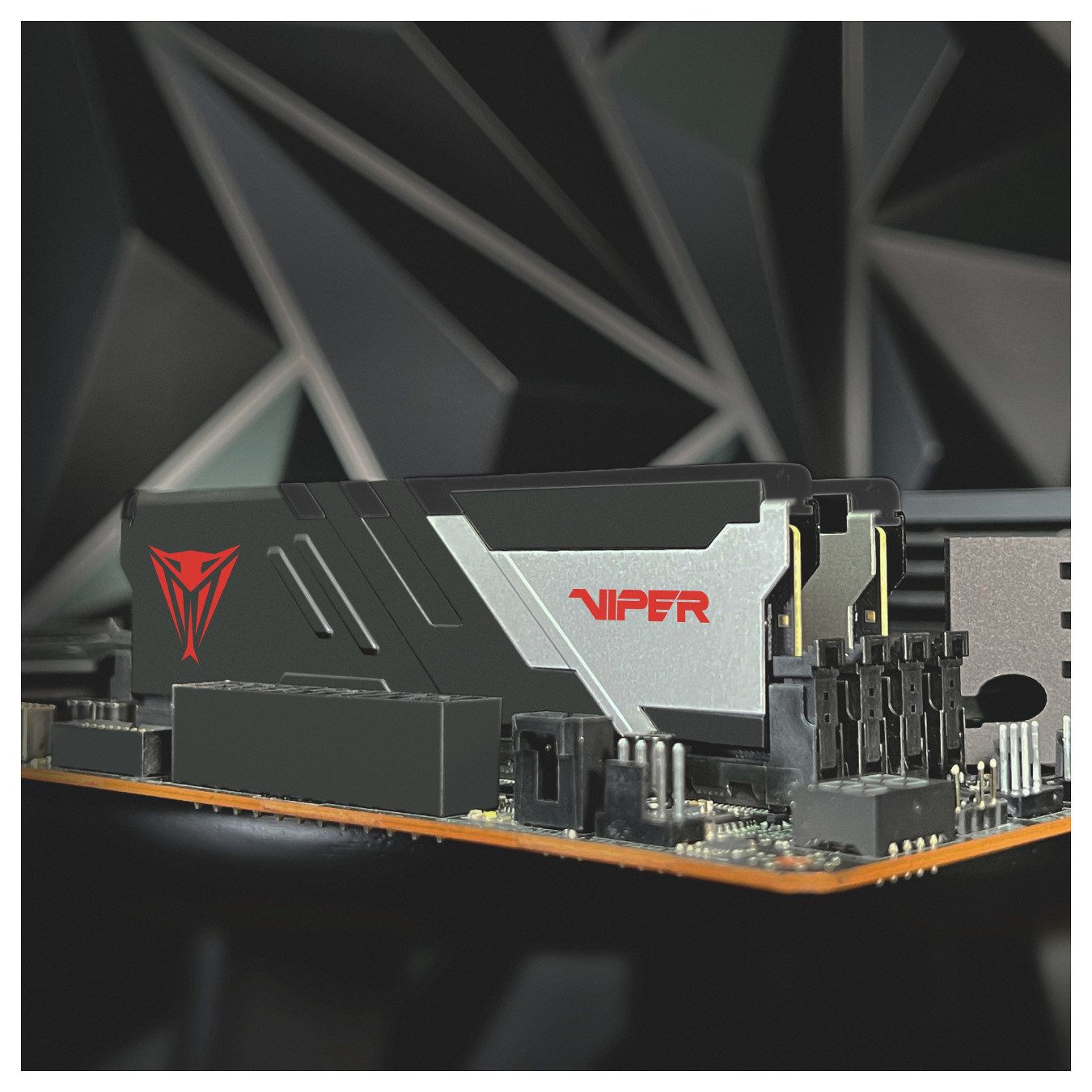 PC6000 Patriot 16GB (1x16) Viper Venom CL30 PE1057 — Buy in Cyprus with Fast Delivery