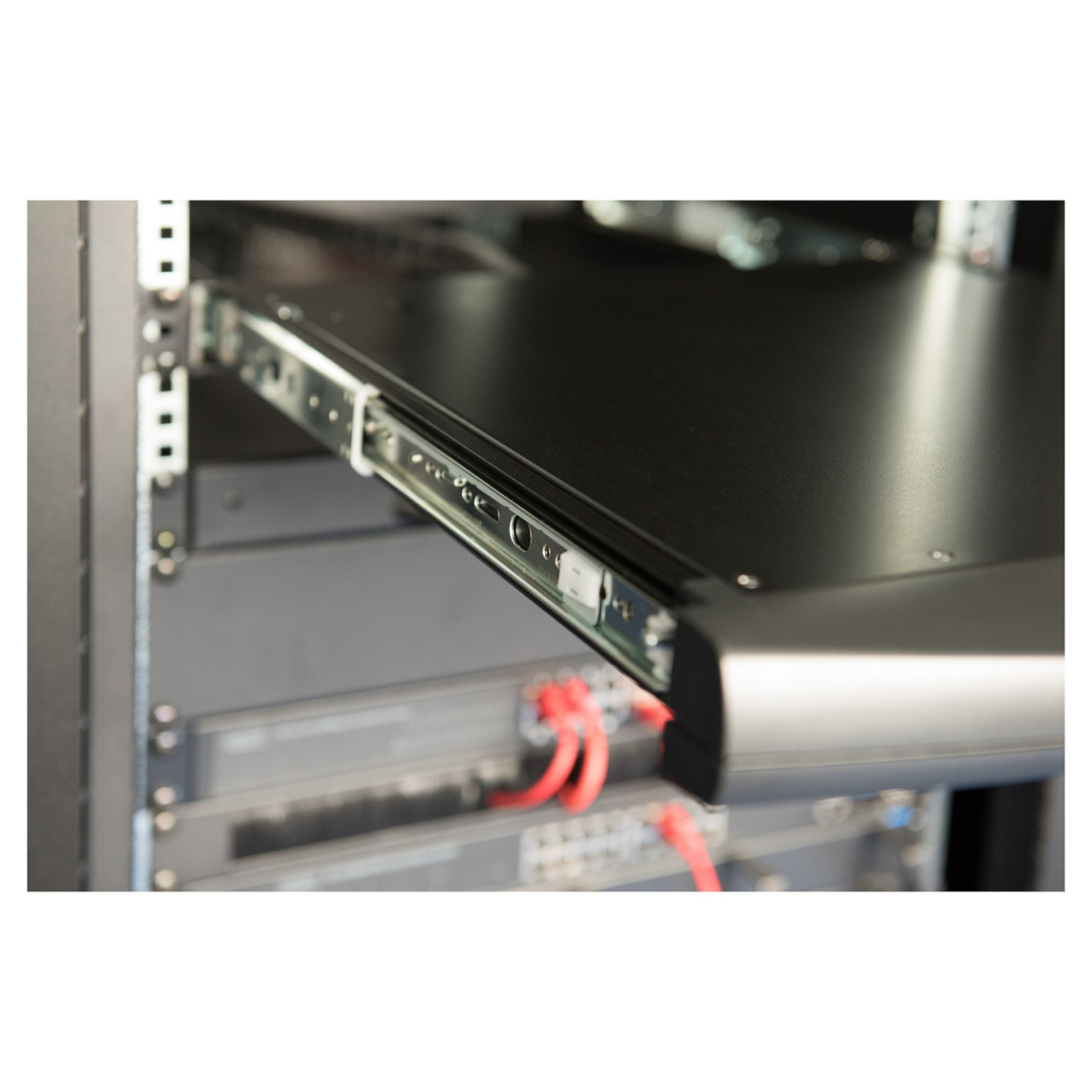 Digitus 19' LCD KVM-Konsole. 16-Port CAT 5. US-Tastatur — Buy in Cyprus with Fast Delivery