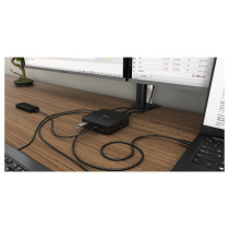 D i-tec USB-C HDMI DP Docking Station + Power Delivery 100W — Buy in Cyprus with Fast Delivery