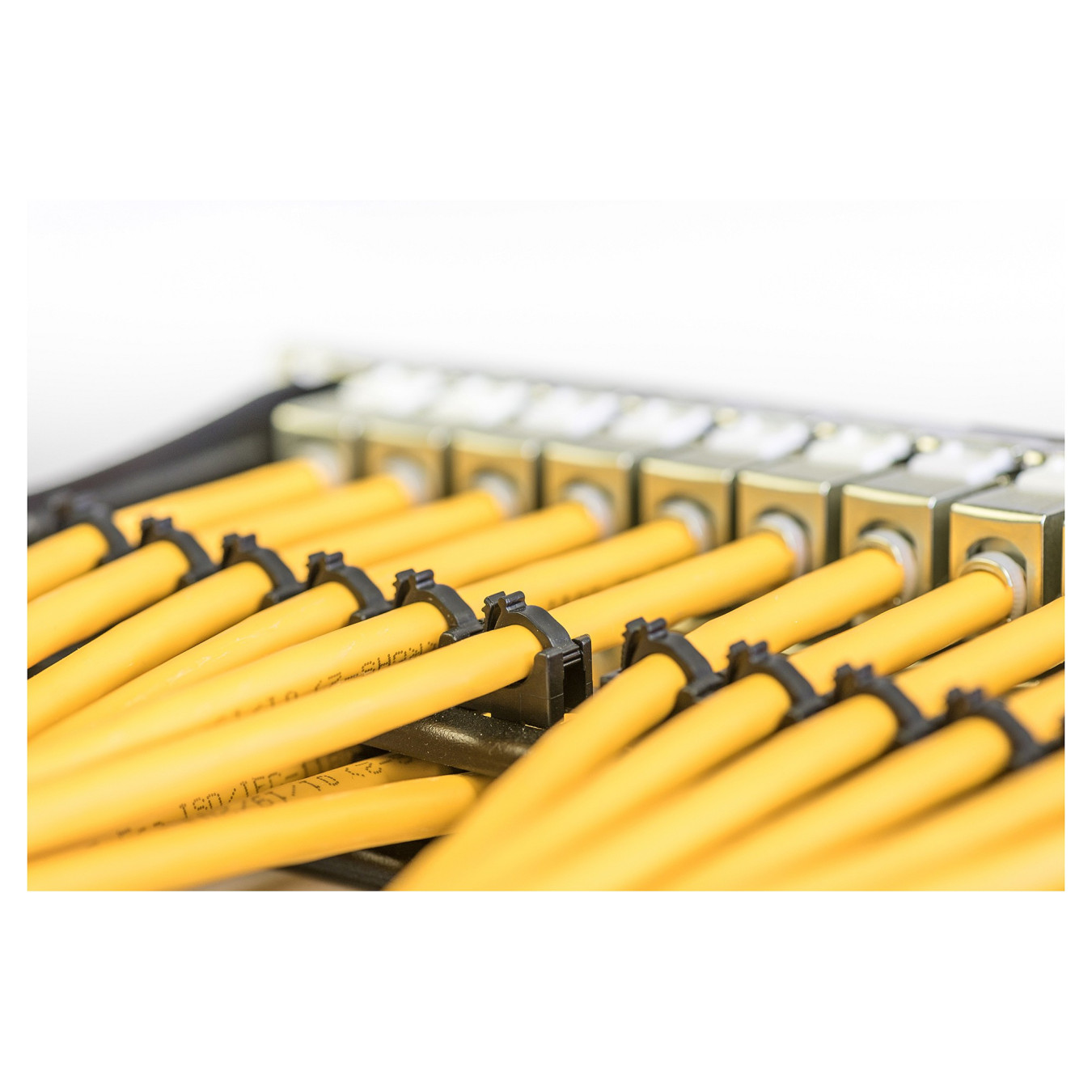 DIGITUS Instal-kab Cat7a S FTP tw.Pair 1000m gelb AWG23 1 (Speditionsversand) — Buy in Cyprus with Fast Delivery