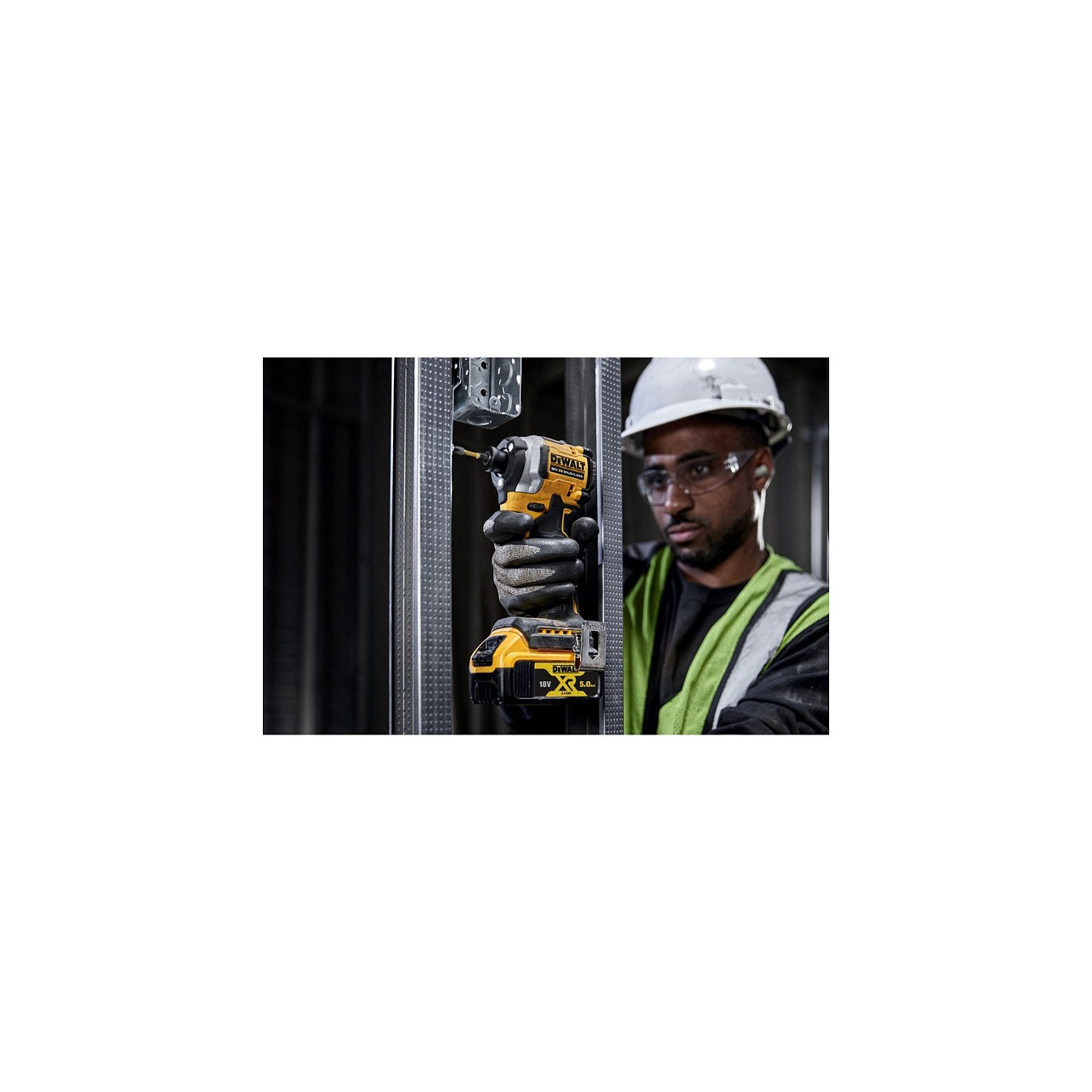 DEWALT Akku-Schlagschrauber (1 4). 18 Volt — Buy in Cyprus with Fast Delivery