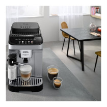 DeLonghi Kaffeemaschine Magnifica Evo schwarz silber — Buy in Cyprus with Fast Delivery