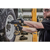 DEWALT Akku-Schlagschrauber. 18 Volt 5 Ah — Buy in Cyprus with Fast Delivery