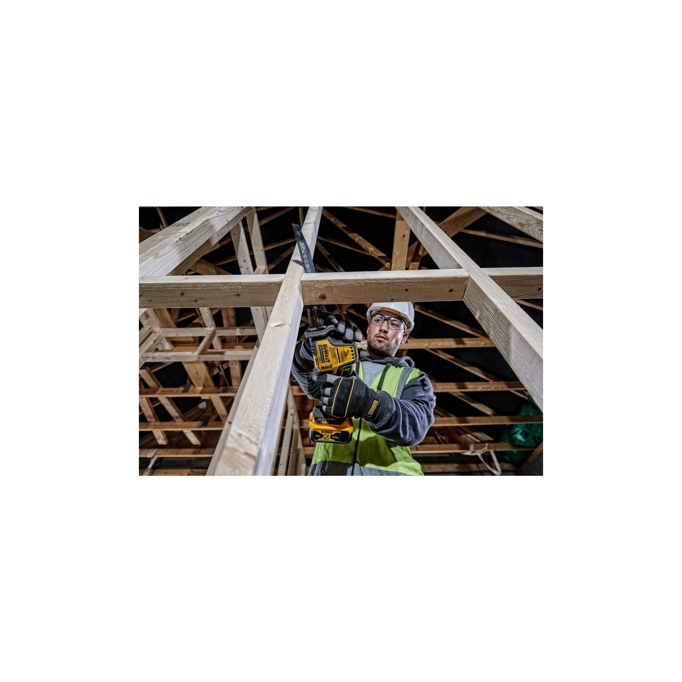 DEWALT Akku Kompakt-Saebelsaege.18 V.Basisv. — Buy in Cyprus with Fast Delivery