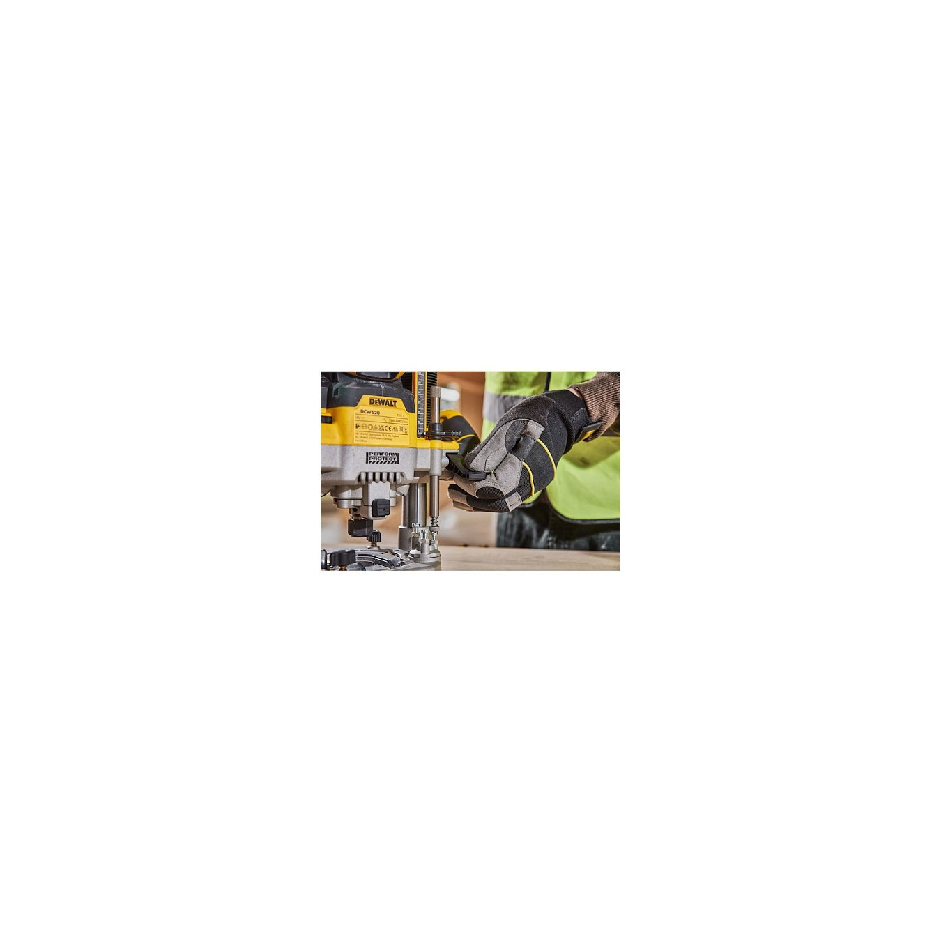DEWALT Akku-Oberfräse. 18 V (Basisv.) — Buy in Cyprus with Fast Delivery