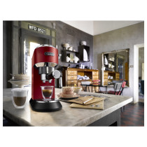 DeLonghi Kaffeemaschine Dedica EC685.R rot — Buy in Cyprus with Fast Delivery