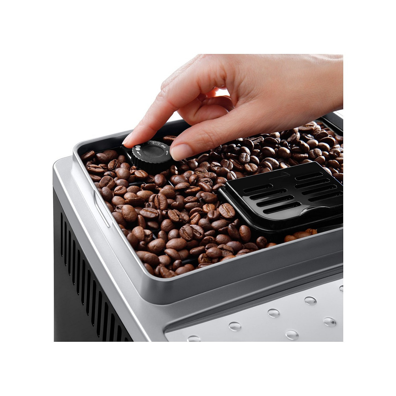 DeLonghi Kaffeemaschine Magnifica S Smart silber schwarz — Buy in Cyprus with Fast Delivery