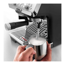 DeLonghi Kaffeemaschine La Specialista Arte schwarz — Buy in Cyprus with Fast Delivery
