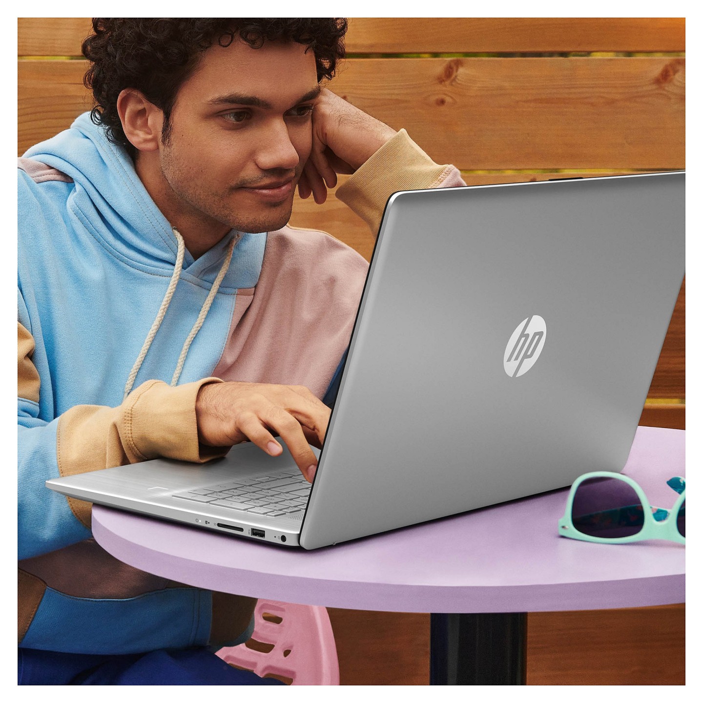 HP 17-cn3659ng i5 1334U 16GB 512SSD W11 Home Silver — Buy in Cyprus with Fast Delivery