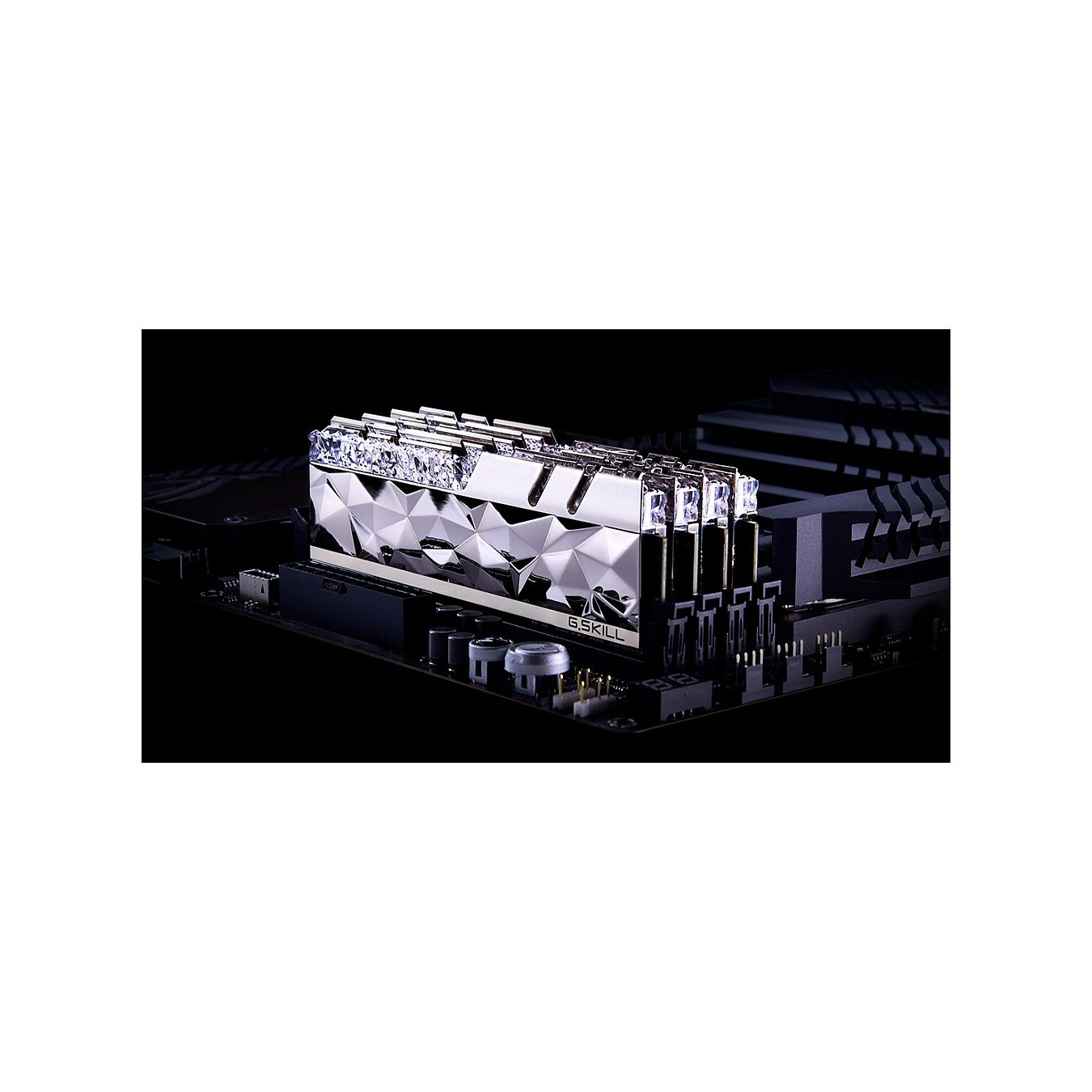 DIMM 64 GB DDR4-3600(4x 16 GB)Quad-Kit(silber. F4-3600C16Q-64GTESC. Trident Z Royal Elite. INTEL XMP)