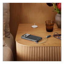 Beats Kickstand Case iPhone 17 Pro mit MagSafe und Kamerasteuerung (granitgrau) — Buy in Cyprus with Fast Delivery