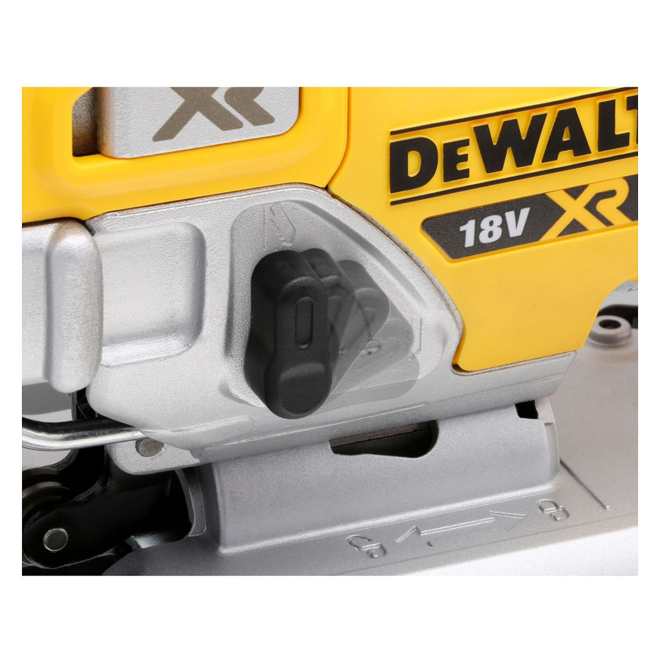 DEWALT Akku-Pendelhub-Stichsaege — Buy in Cyprus with Fast Delivery