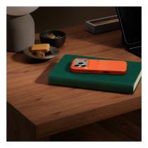 Beats Rugged Case iPhone 17 Pro mit MagSafe und Kamerasteuerung (nevada orange) — Buy in Cyprus with Fast Delivery