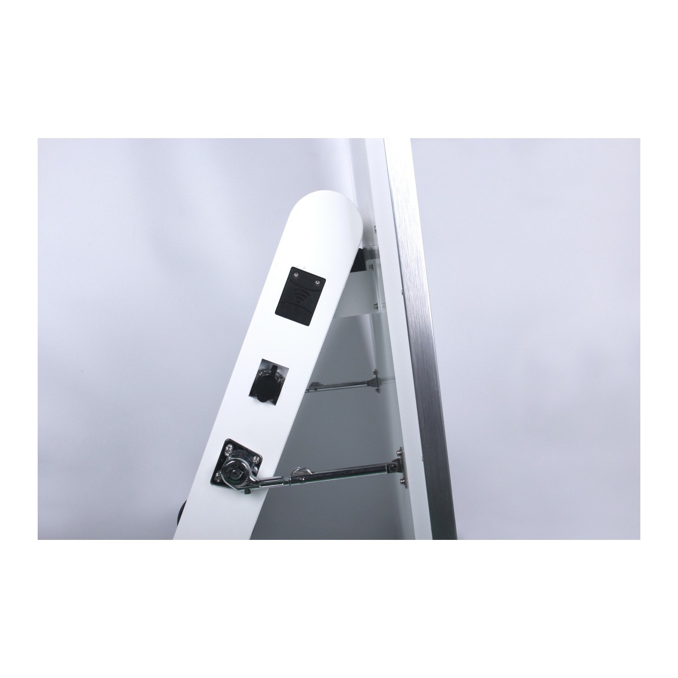 ALLNET Standdisplay 43 Zoll Outdoor Kundenstopper mit Akku oh. Touch mit Laufrollen 1500Nits Android Farbe schwarz