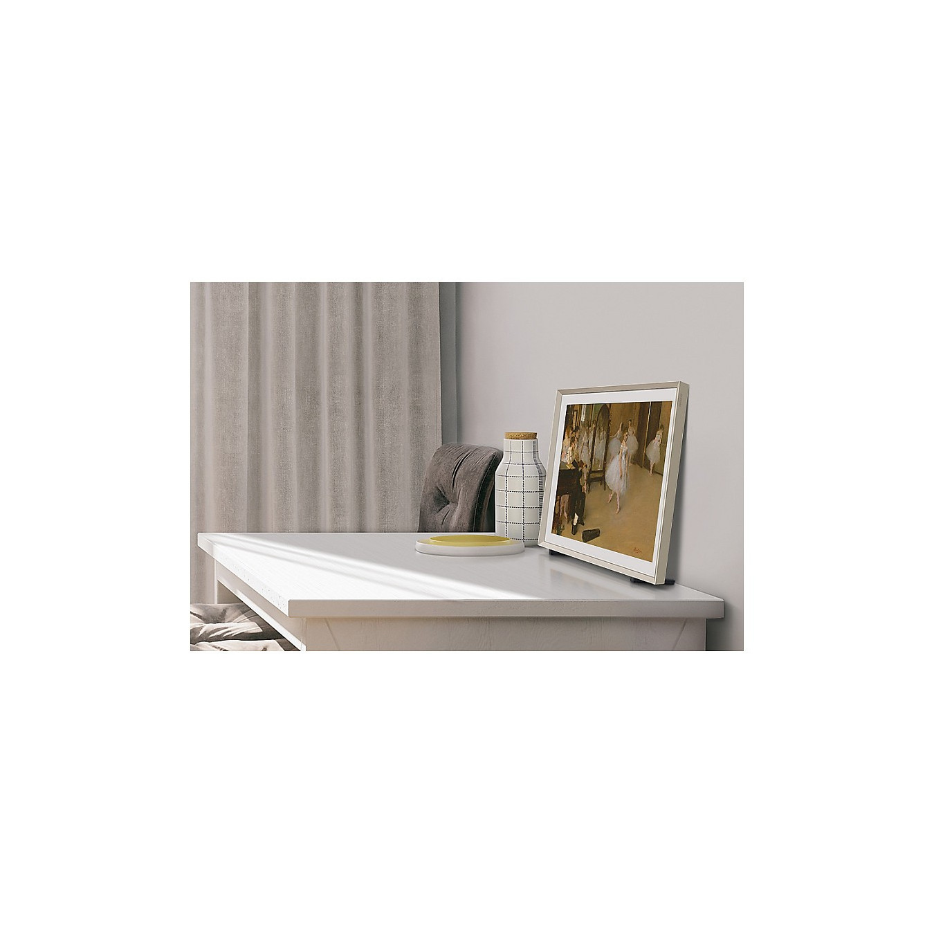 80.0cm 32' (1920x1080) Samsung The Frame GQ32LS03CBUXZG 16:9 QLED 50Hz HDMI USB WLAN Bluetooth HDR10+ Speaker Black