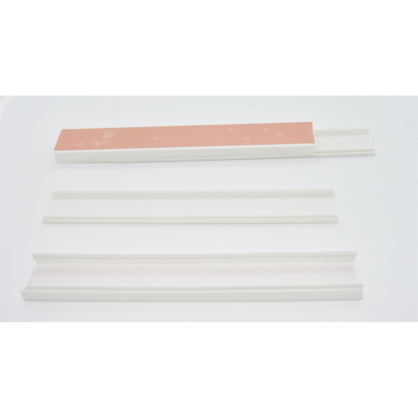 Buy CM-8100 CABLE MANAGEMENT KIT (TRUNKING) FOCUS MOUNT in Cyprus, Nicosia, Limassol, Larnaka, Pafos