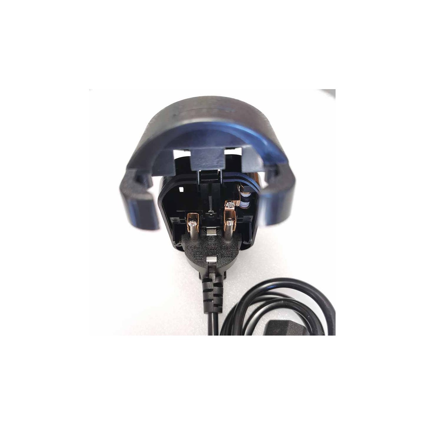 PR-345 ADAPTOR SCHUKO 2PIN TO UK 13A FUSE GR KABEL — Buy in Cyprus with Fast Delivery