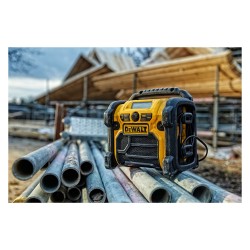DEWALT Akku- und Netz-Radio fuer 10.8 - 18V — Buy in Cyprus with Fast Delivery