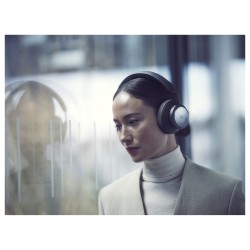 Bang & Olufsen Beoplay Portal Wireless Gaming Headphone schwarz — Buy in Cyprus with Fast Delivery