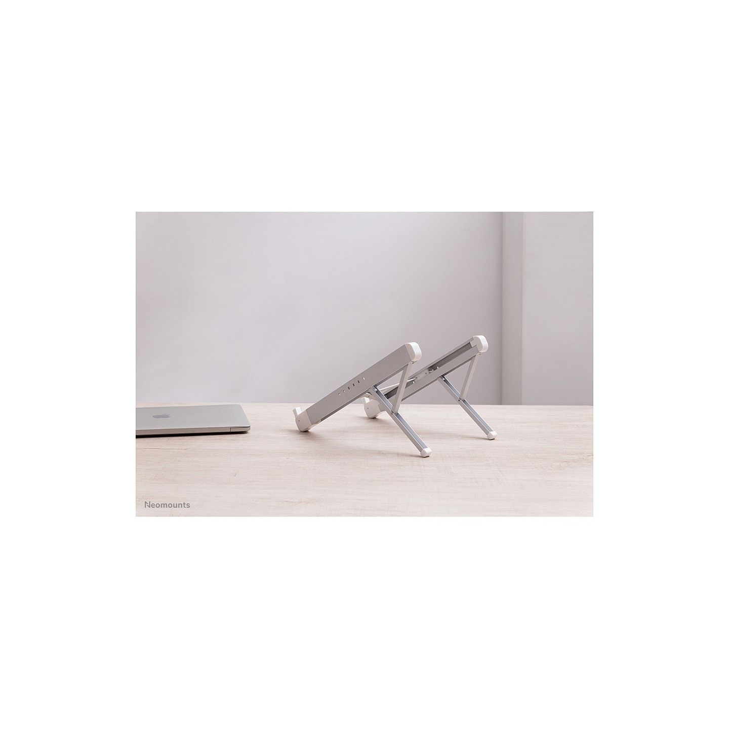 Neomounts NSLS010 Laptop-Ständer. faltbar. 5KG — Buy in Cyprus with Fast Delivery