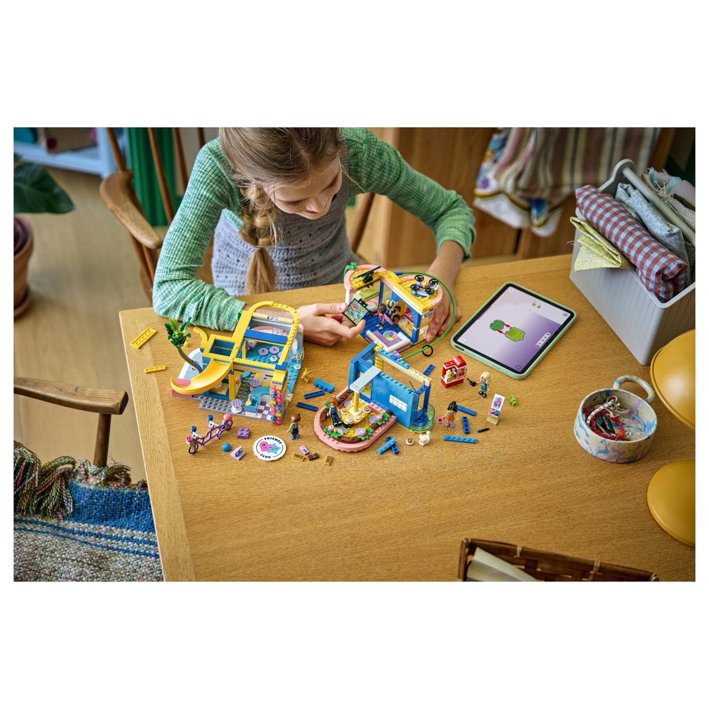 LEGO 42689 Friends Heartlake City Freundschafts-Clubhaus — Buy in Cyprus with Fast Delivery