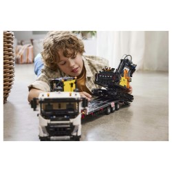 LEGO Technic Volvo FMX LKW mit EC230 Electric Raupenbagger 42175 — Buy in Cyprus with Fast Delivery
