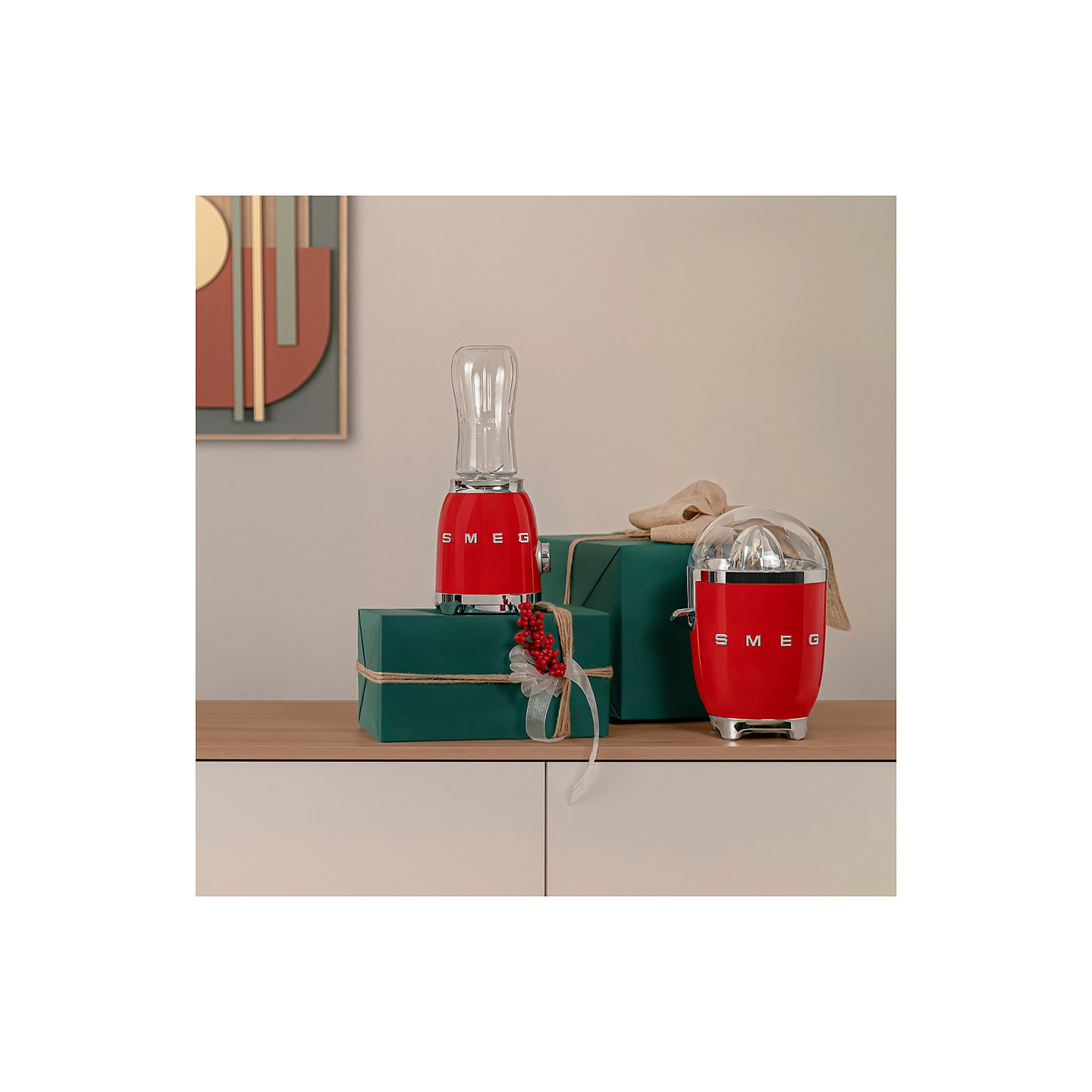 SMEG CJF11RDEU Zitruspresse Rot — Buy in Cyprus with Fast Delivery
