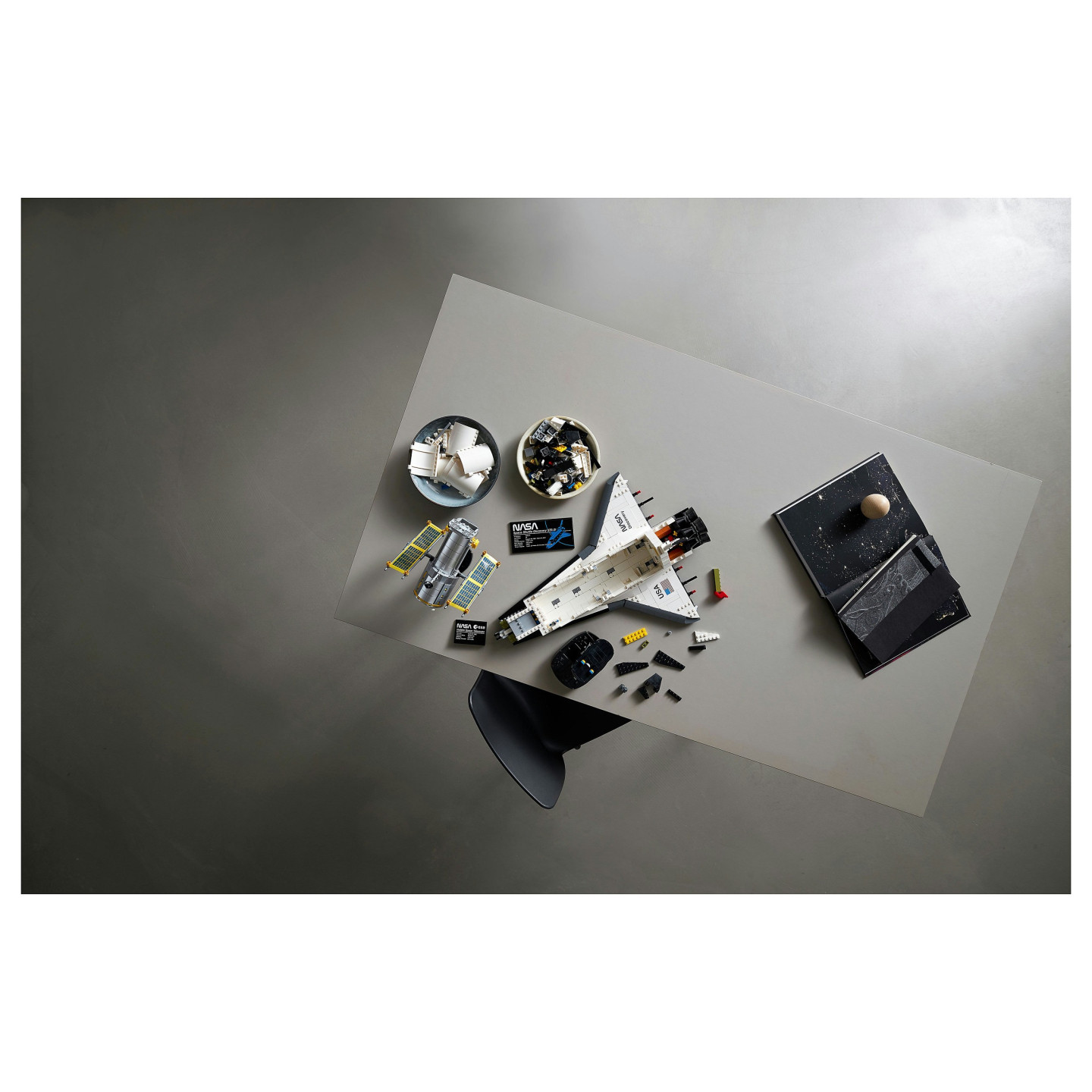 LEGO Creator Expert - NASA-Spaceshuttle Discovery — Buy in Cyprus with Fast Delivery