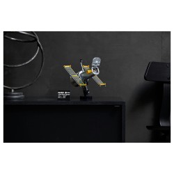 LEGO Creator Expert - NASA-Spaceshuttle Discovery — Buy in Cyprus with Fast Delivery