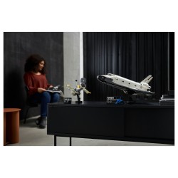 LEGO Creator Expert - NASA-Spaceshuttle Discovery — Buy in Cyprus with Fast Delivery