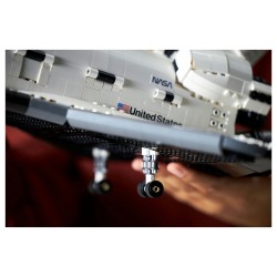 LEGO Creator Expert - NASA-Spaceshuttle Discovery — Buy in Cyprus with Fast Delivery